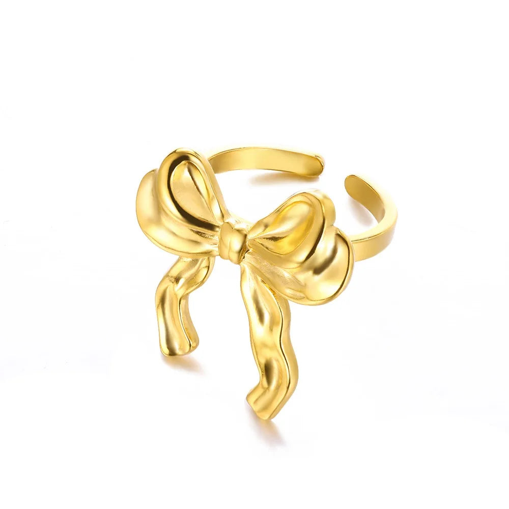 Being a Lady Ring